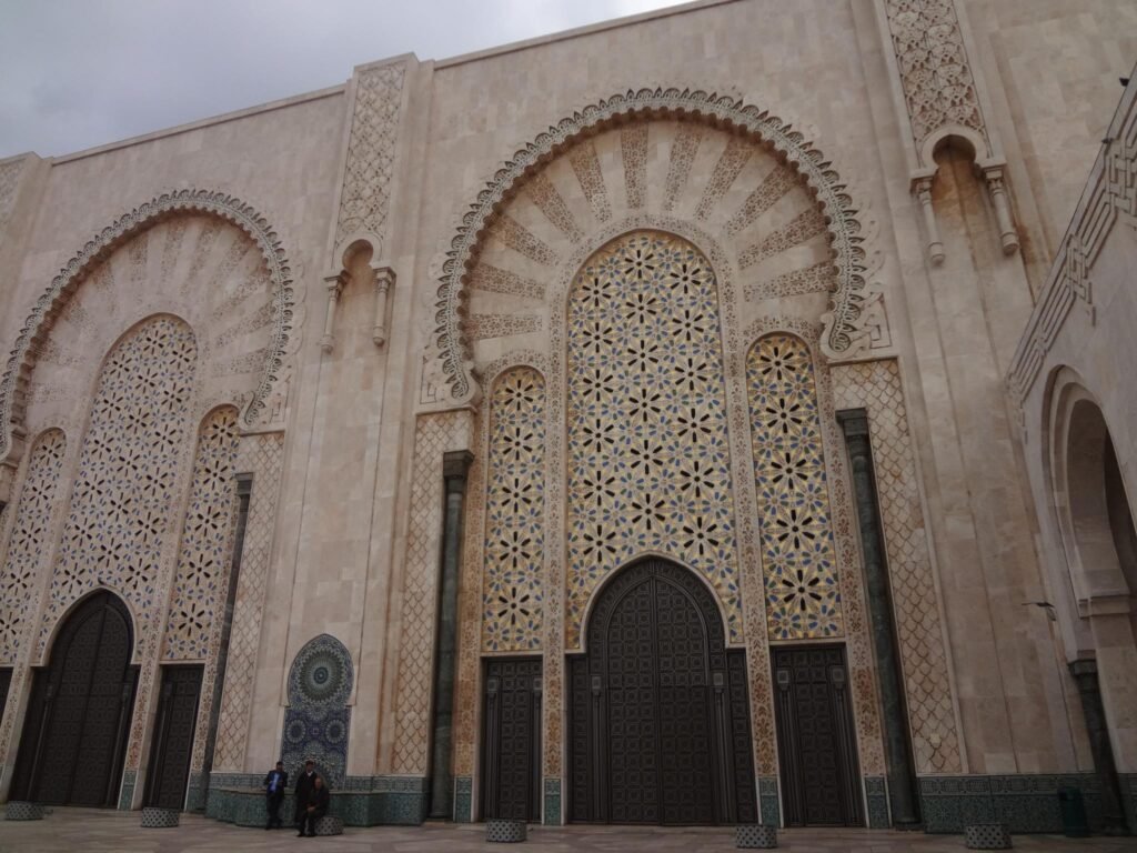 Half-Day Casablanca Guided City Tour | Central Market, Habous & Hassan II Mosque – photo 3